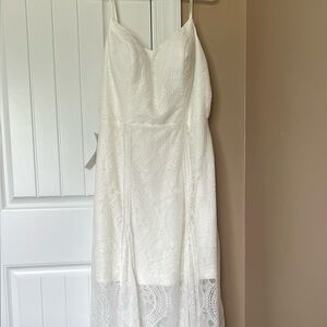 Elegant White Lace Maxi Dress